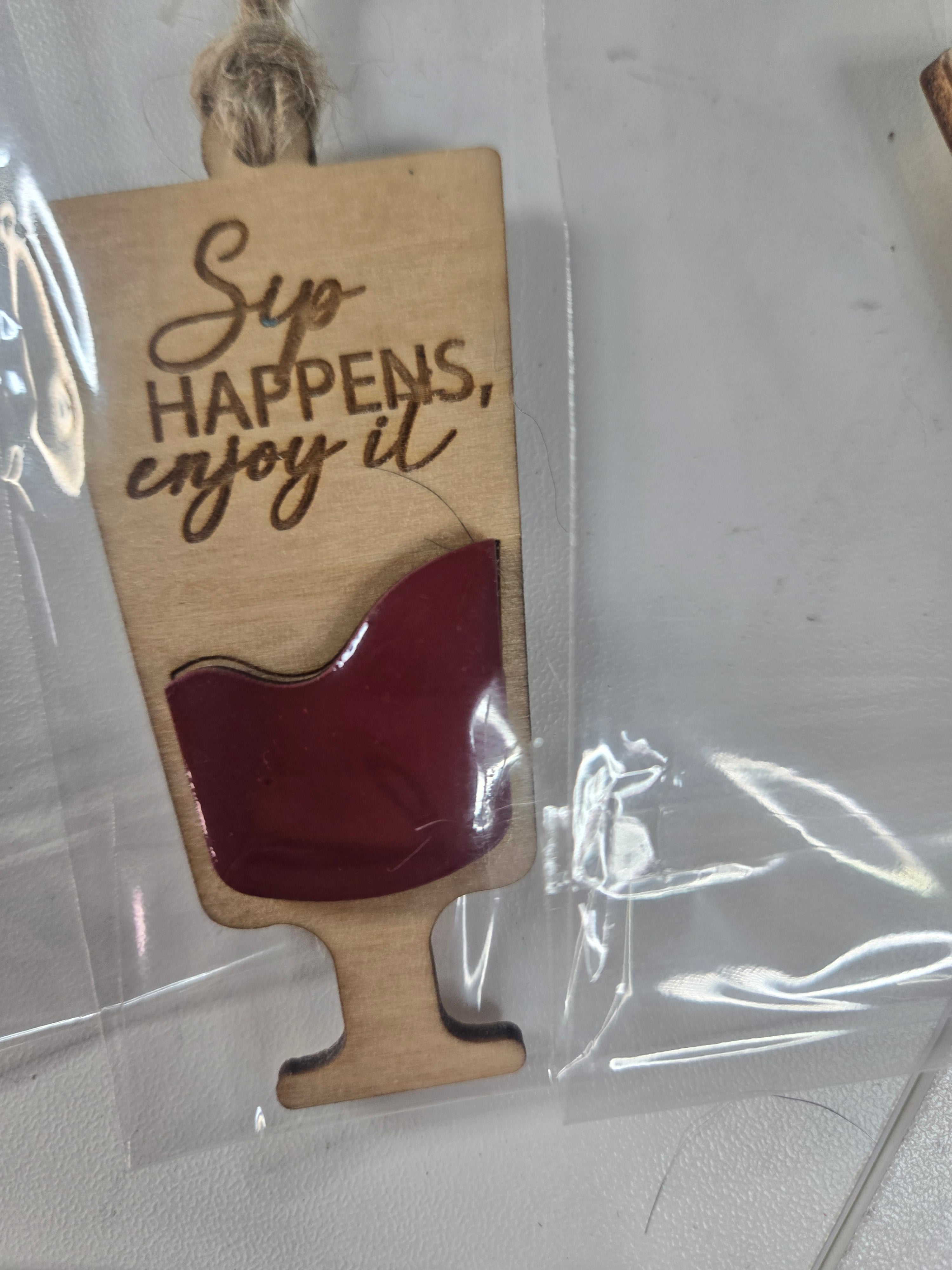 Wood & Resin Wine Bottle Tag